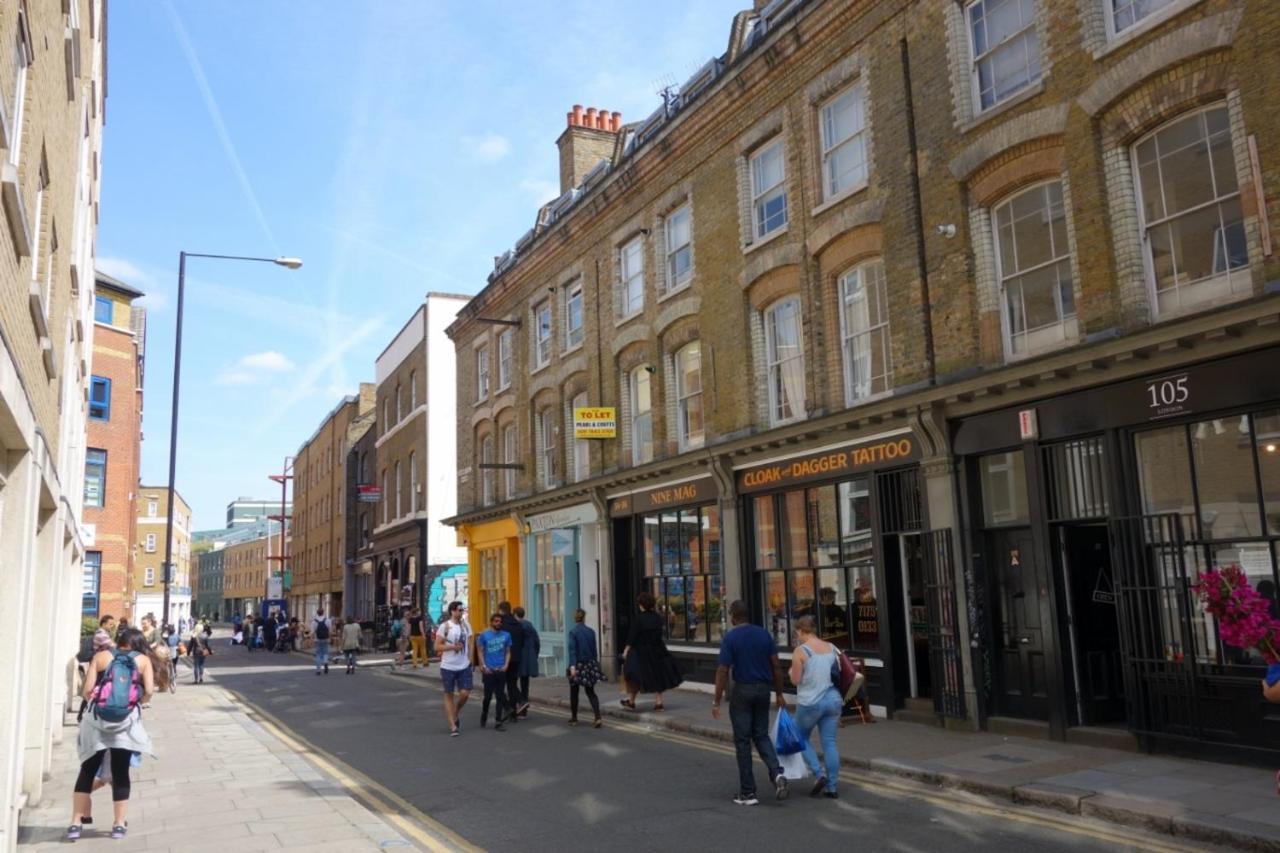 Cheshire Street, Brick Lane * Londra